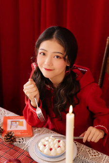 与女神同行